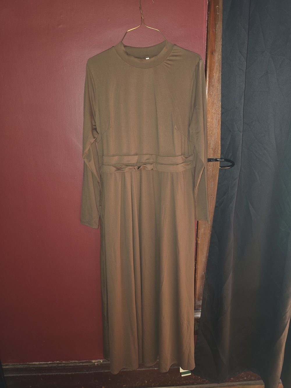 HALARA Brown Long-Sleeve Maxi Dress